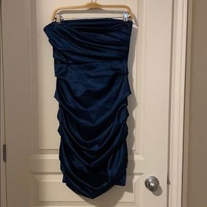 The Chateau Dress Strapless